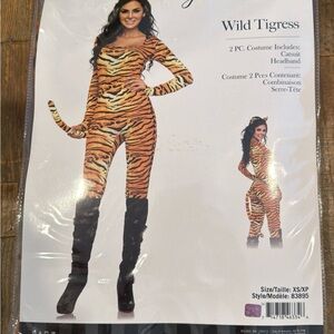 Leg Avenue Wild Tigress Women’s Costume - Brand New